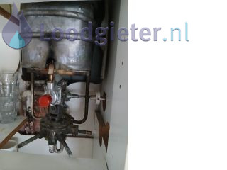 Loodgieter Waakvlam geiser uitgevallen Geiser is uitgevallen