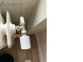 Loodgieter Verwarming Blokverwarming radiator lekt