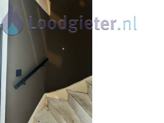Loodgieter Hellevoetsluis Doorboorde stalen gasleiding in de muur