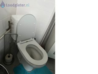 Loodgieter WC blijft doorlopen Doorlopend toilet