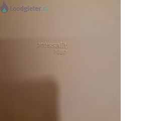 Loodgieter Doorlopend inbouw toilet Doorlopend toilet, lekkage opsporen/repareren