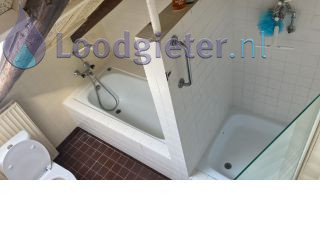 Loodgieter Lekkage bad Lekkage afvoer bad losgeschoten