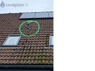 Loodgieter Groningen Lekkage aan niet afgesloten dakdoorvoer ontluchting riool