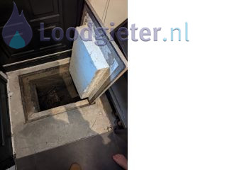 Loodgieter Lekkage kruipruimte Lekkage afvoer in de kruipruimte