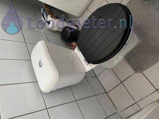 Loodgieter lekkage stortbak Lekkage stortbak