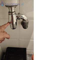 Loodgieter Wastafel Wastafel in de wc heeft geen sifon
