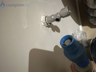 Loodgieter Kraan monteren kraan monteren