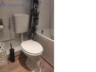 Loodgieter Vlotter VLotter wc sluit niet goed af