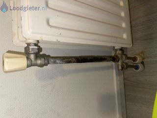 Loodgieter Cv leiding verroest Verroeste cv leiding vervangen